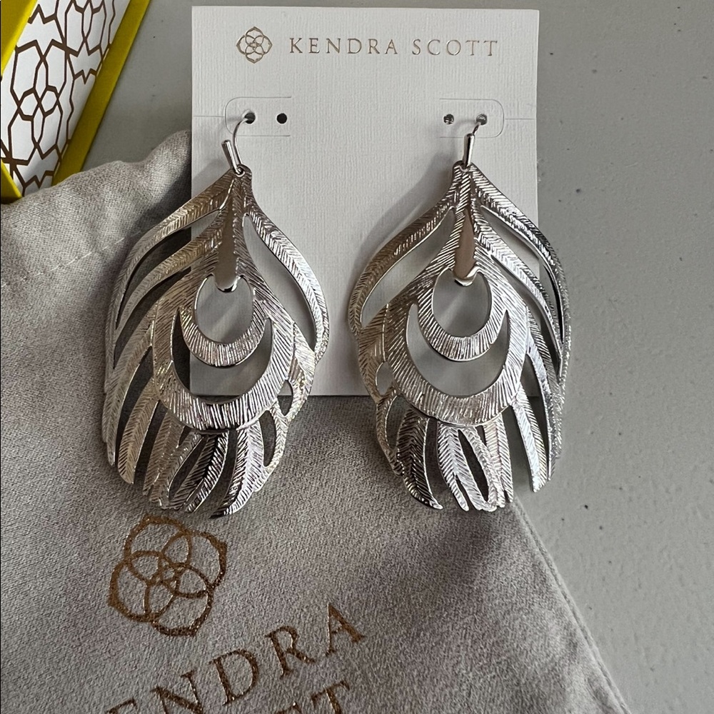 Kendra Scott Karina Earrings